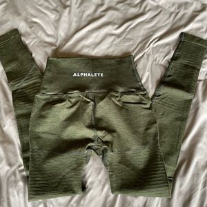 New Alphalete OG Revival Leggings - Aspen - size small